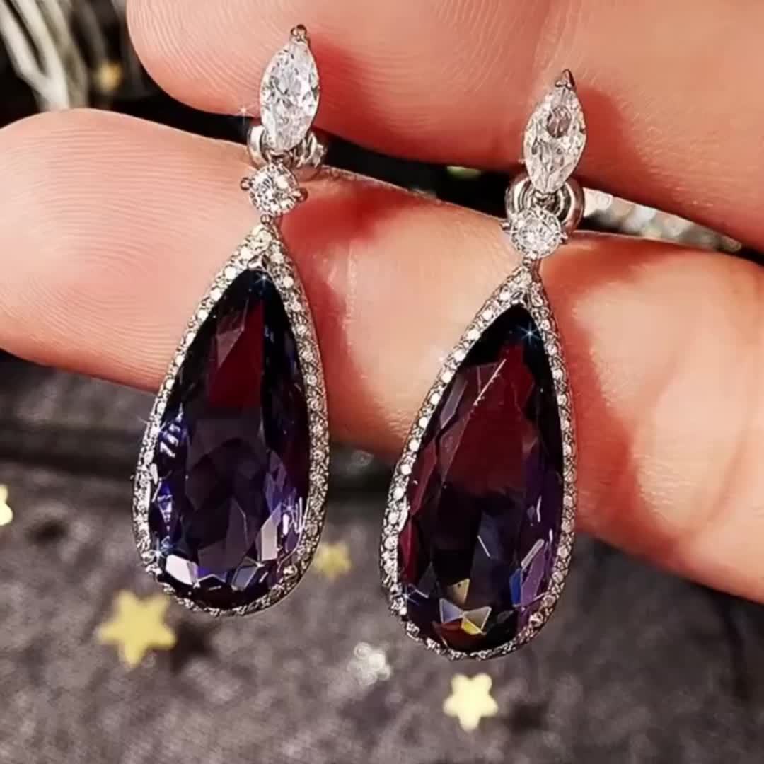 Luxury Women's Water Drop Shape Earrings, Elegant Design